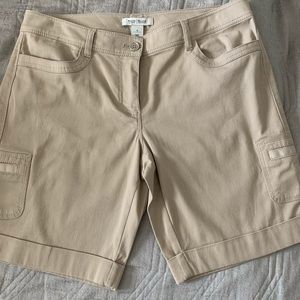NWOT White House Black Market Shorts